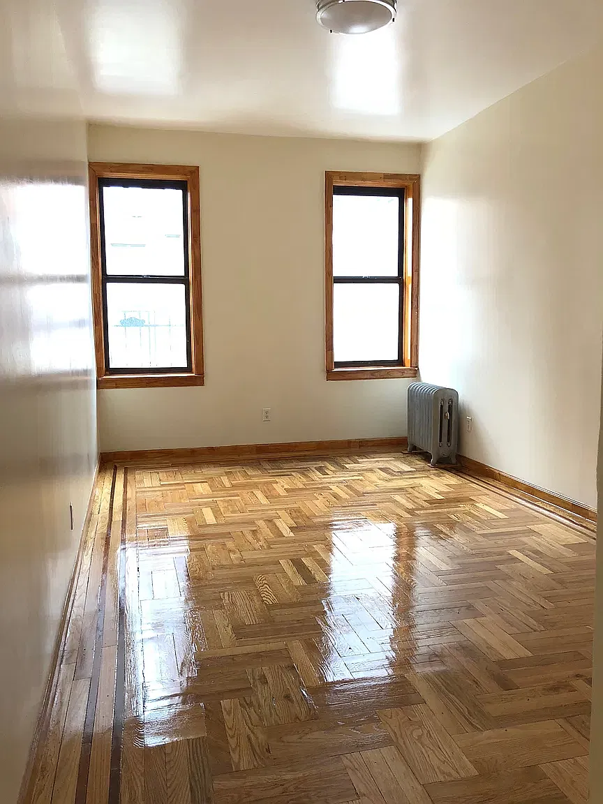 1435 Carroll Street — Photo 2