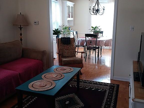 3rd image of 228 Stafford Ave