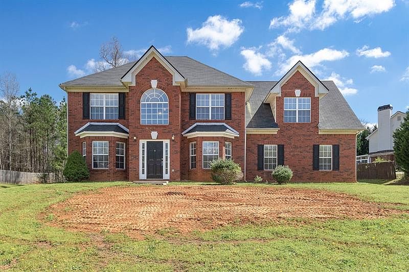 1st image of 720 Forestglen Dr