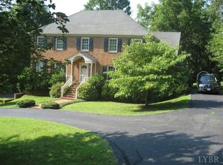 121 Overlink Ct, Lynchburg, VA 24503