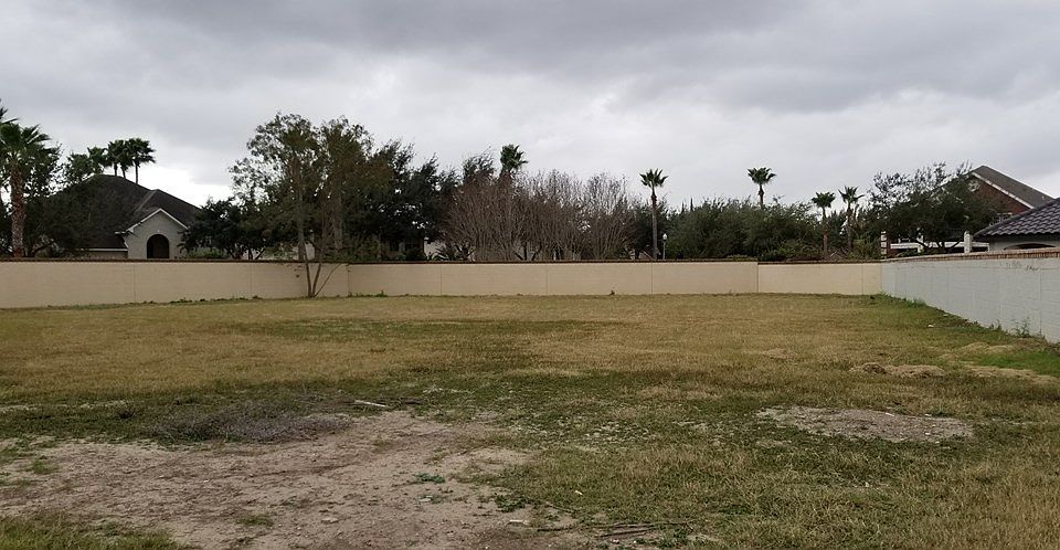 2nd image of 3404 San Efrain