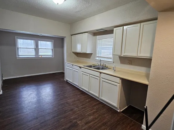 60 S Dunlap Ave, Youngstown, OH 44509