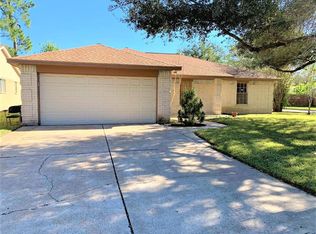 16631 Rippling Mill Dr, Sugar Land, TX 77498