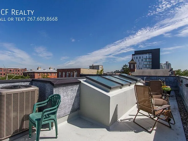 724 N 3rd St #2F — Photo 18