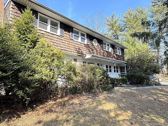 3rd image of 499 Stonytown Road