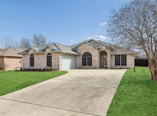 2790 Beacon Hill Dr, Rockwall, TX 75087