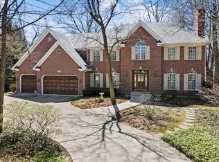 912 Julian Ct, Naperville, IL 60540