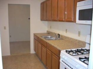 6686 Sherborn Rd, Parma Heights, OH 44130