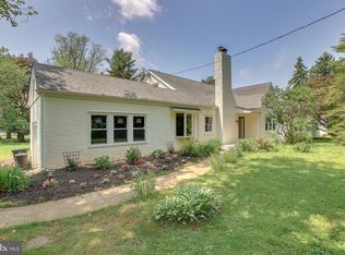 174 County Line Rd, Huntingdon Valley, PA 19006