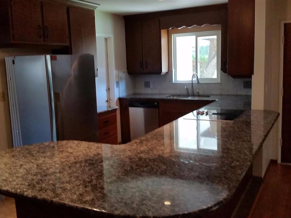 2nd image of 15170 W Stanislaus Ave