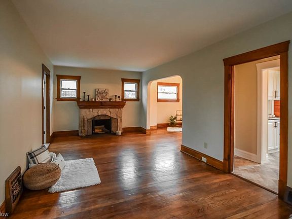 4th image of 599 Lindell St