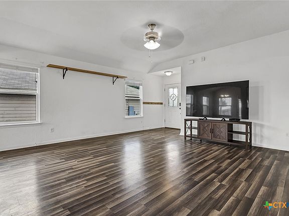 5th image of 211 Teron Dr