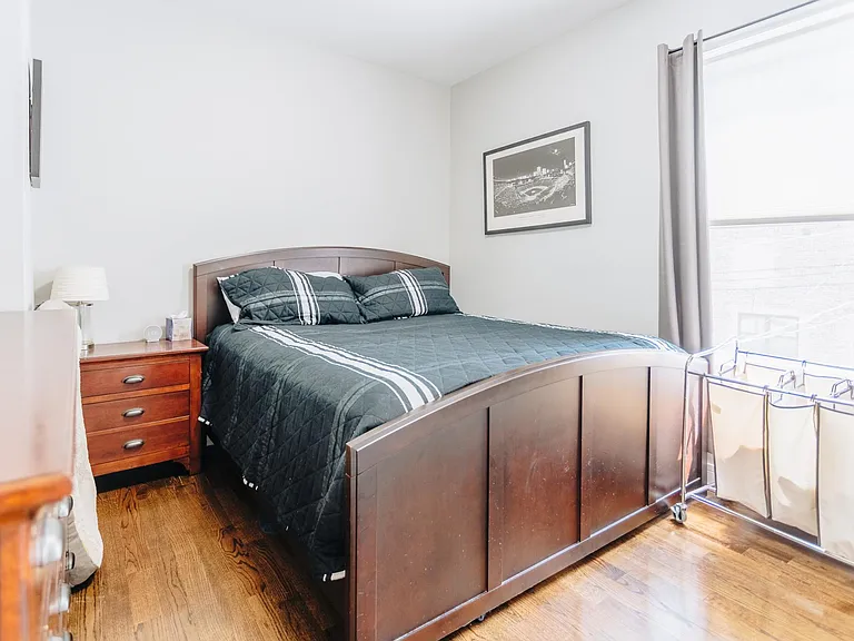1752 W Catalpa Ave #2W — Photo 9