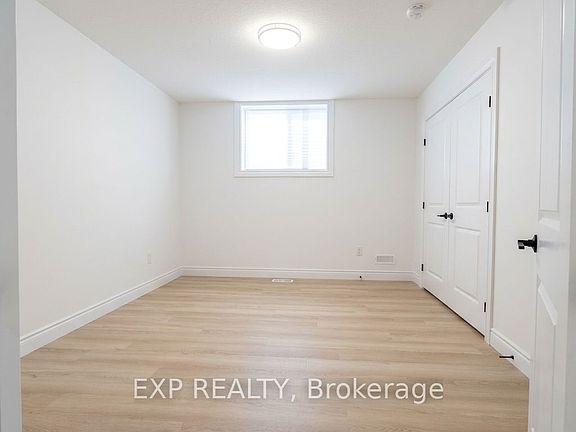 5th image of 2567 Constance Ave #Basement