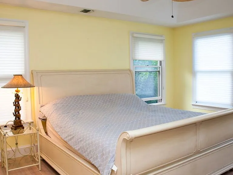 1530 Noyac Path — Photo 15
