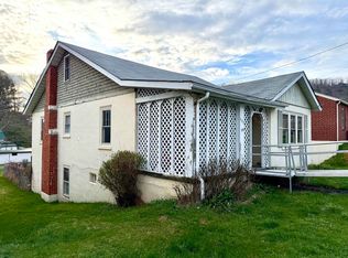 409 Draper Ave, Pulaski, VA
