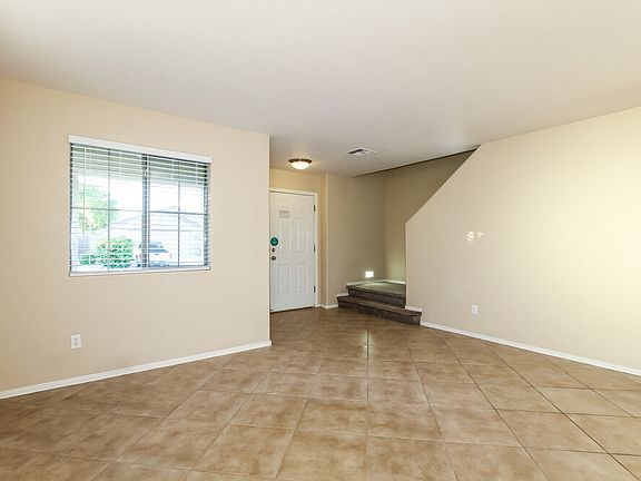 4th image of 17423 W Watson Ln
