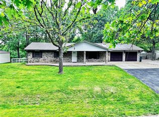 16530 Hardwood Ln, Saint Robert, MO 65584