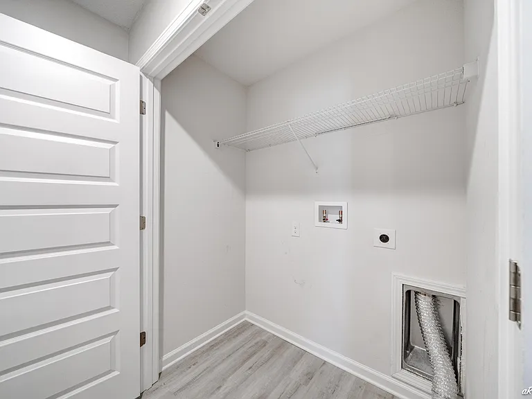 5028 Rivergrass Dr — Photo 20