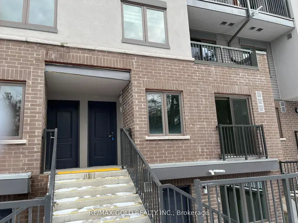 350 Fisher Mills Rd #C35, Cambridge, ON N3C 0G8