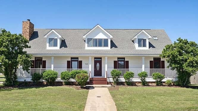 1st image of 3620 Lake Des Allemands Dr