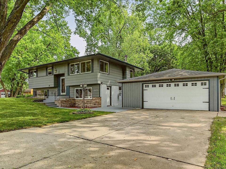 1st image of 3935 Kahoun Ct SE