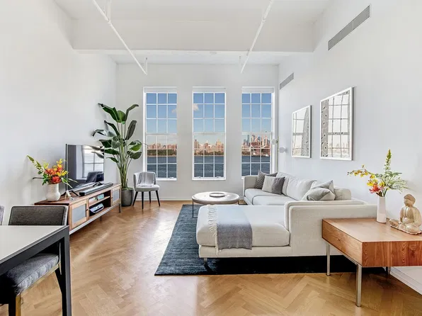 184 Kent Ave APT C411, Brooklyn, NY 11249