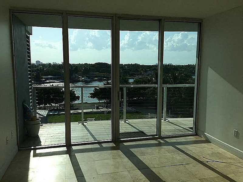 1st image of 6305 Indian Creek Dr APT 5E