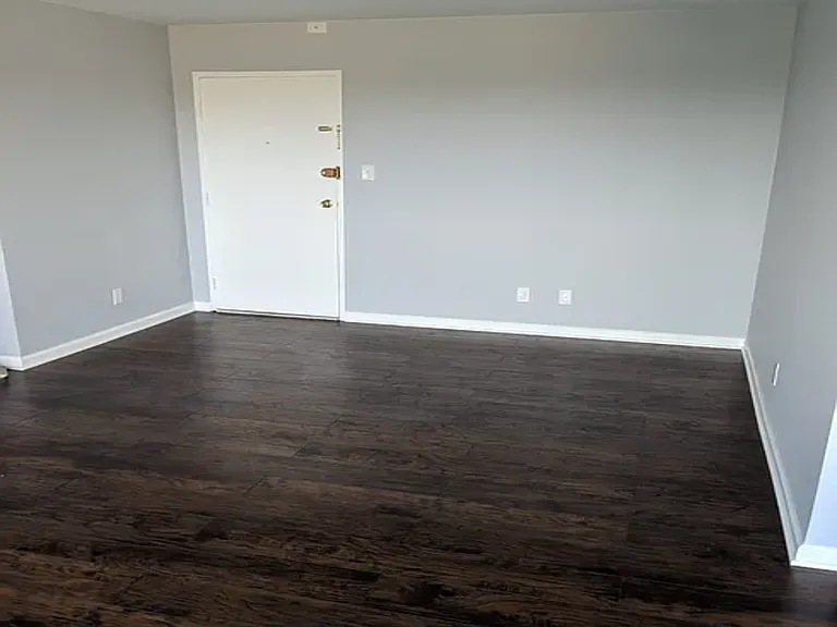 431 N Armistead St #402 — Photo 2