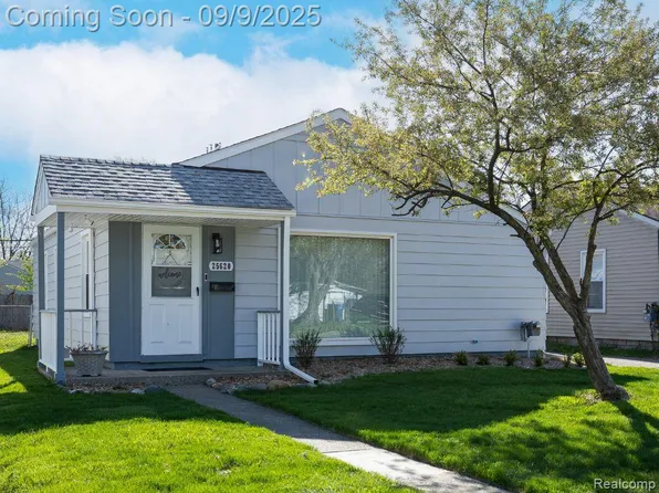 25620 Tecla Ave, Warren, MI 48089