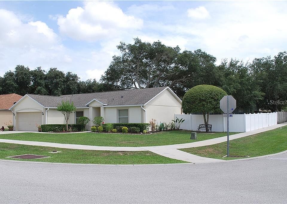 1st image of 334 Gentle Breeze Dr