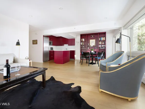 103 Willow Pl APT 301, Vail, CO 81657