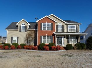 3300 Stars Cove Ln, Knoxville, TN 37931