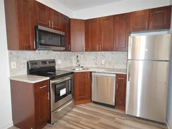 3131 1/2 Edgemont St #B, Philadelphia, PA 19134