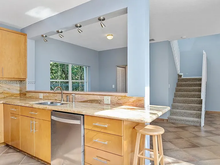 935 Corkwood St — Photo 6