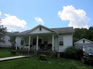259 Bellburn Rd, Charmco, WV 25958