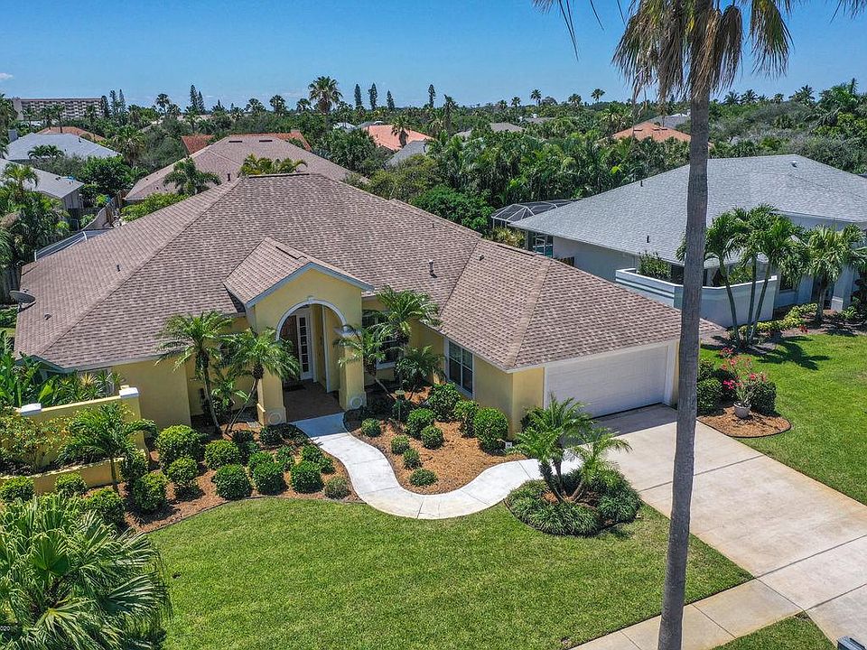 1st image of 325 Nautica Ct