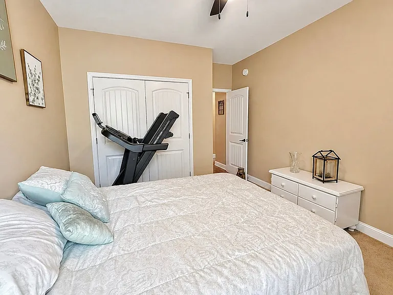 470 Briarcrest Dr NE — Photo 37