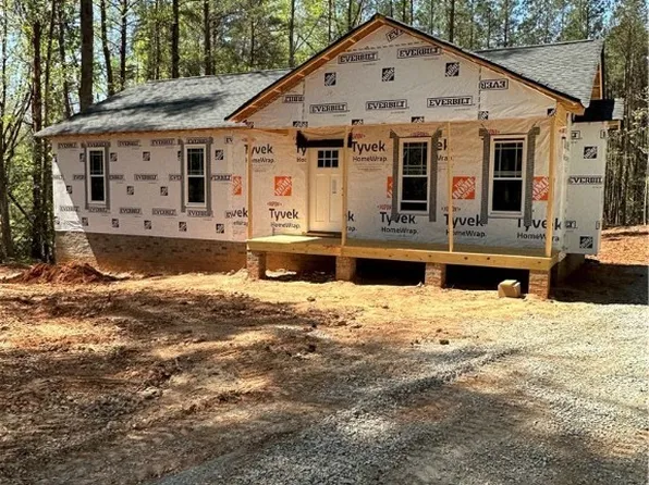 20261 Ben Gayle Rd, Beaverdam, VA 23015