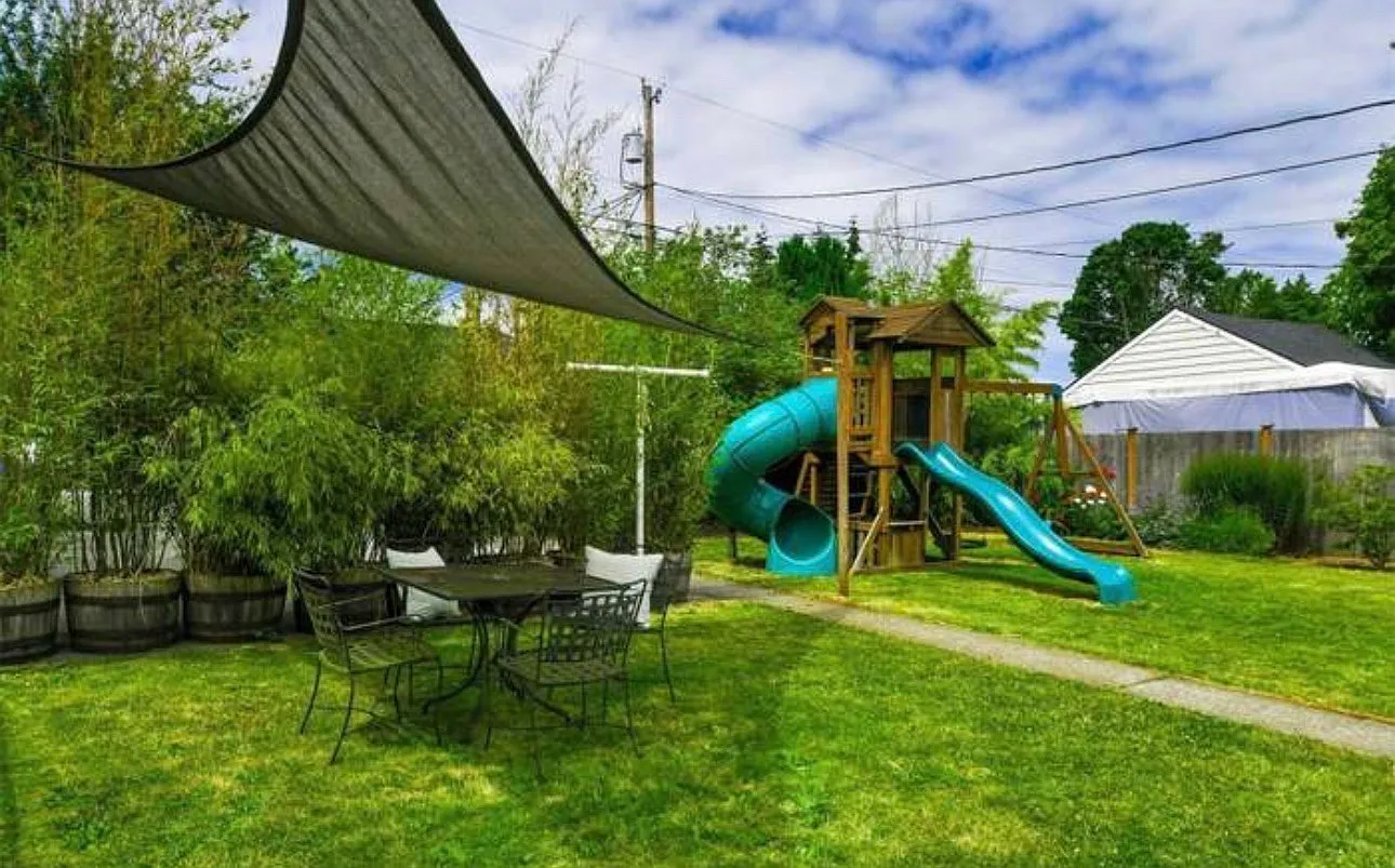 2 bed, 1828 sqft, $2,700 — Photo 2