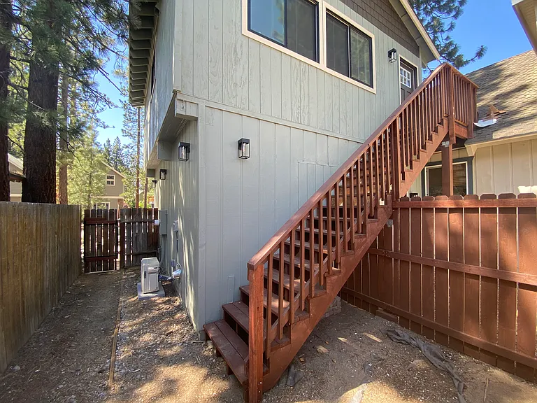 2931 Lakewood Cir #B — Photo 1