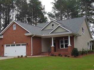 227 Crescent Dr, Dunn, NC 28334