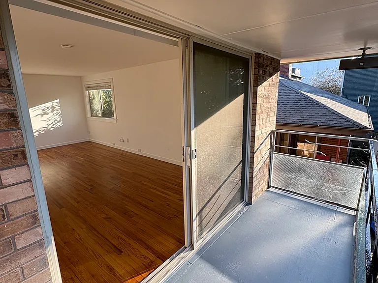 2345 Minor Ave E #17 — Photo 21