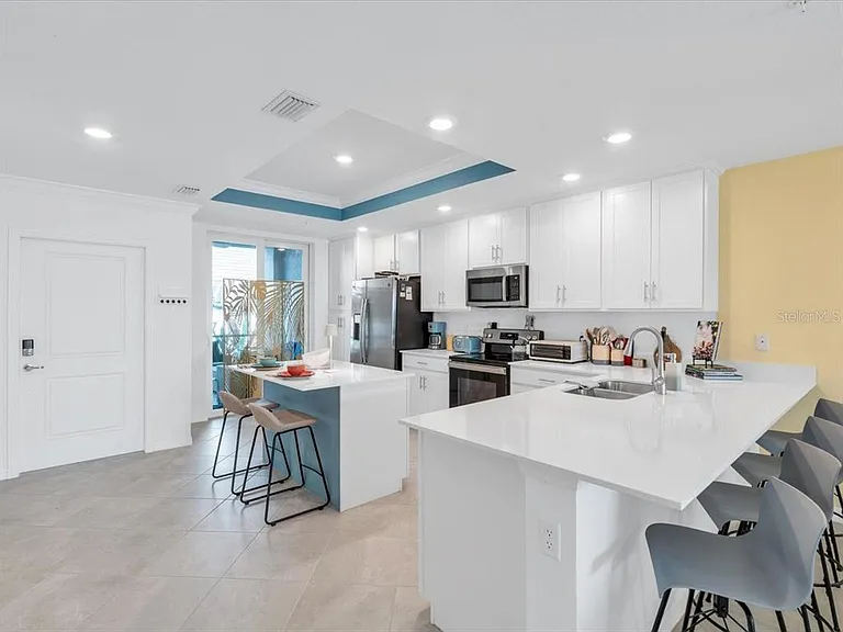 14214 Heritage Landing Blvd #817 — Photo 20