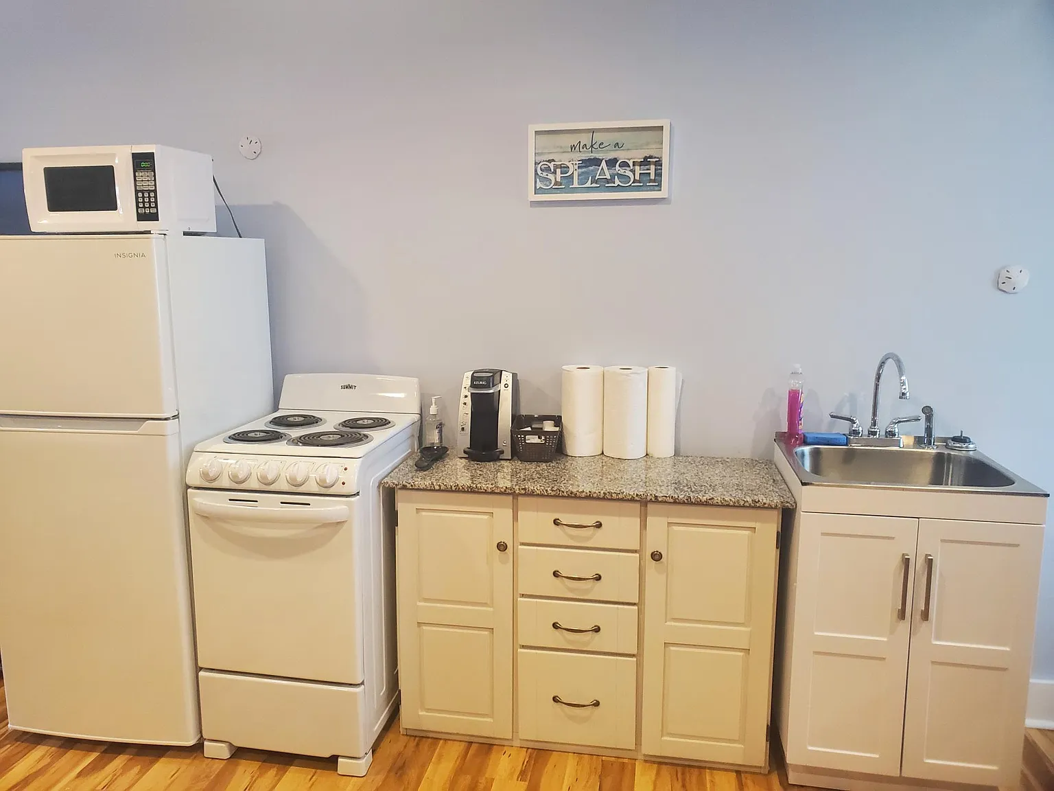 236 Sand Hill Cove Rd — Photo 3