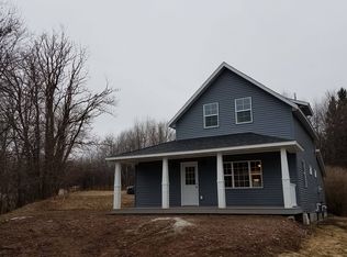 205 Queen Rd, Negaunee, MI 49866