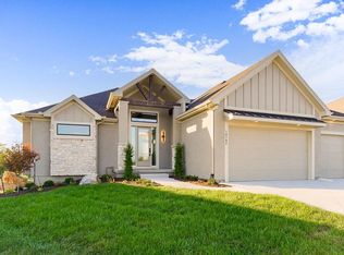 10782 S Houston St, Olathe, KS 66061