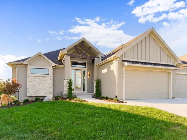 10782 S Houston St, Olathe, KS 66061