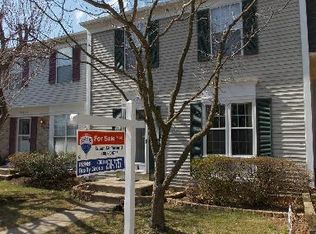 19436 Sandy Lake Dr, Gaithersburg, MD 20879