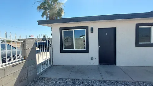 1917 E Monroe St #1 Photo 1